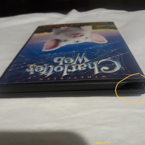 Charlotte’s Web DVD & Book Set with Slipcover - Picture 8 of 10